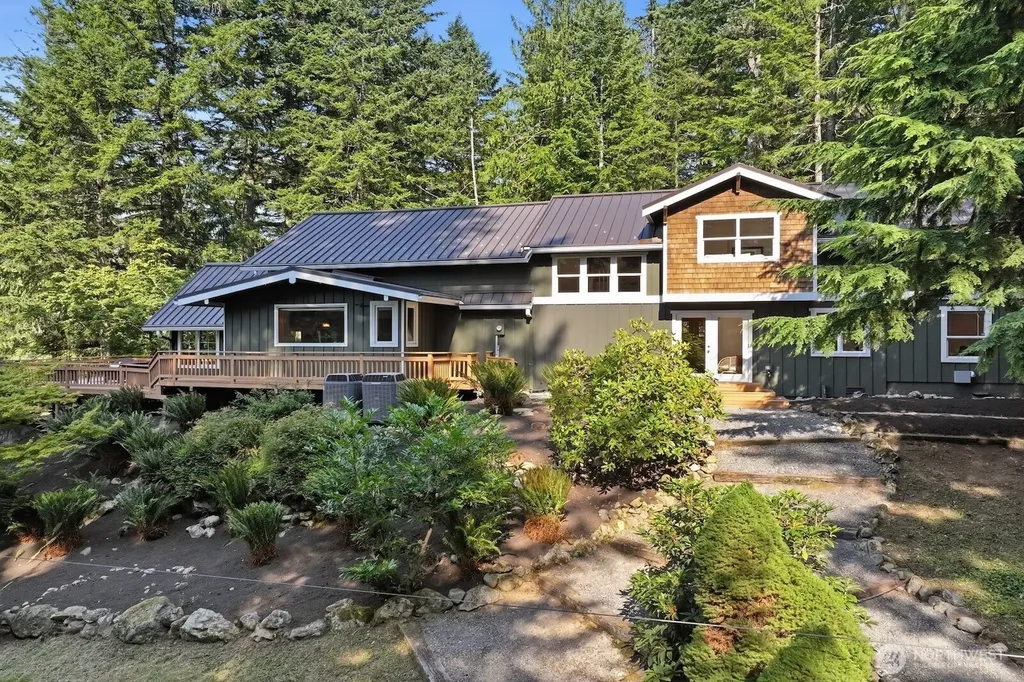 44216 SE 166th Street North Bend WA 98045