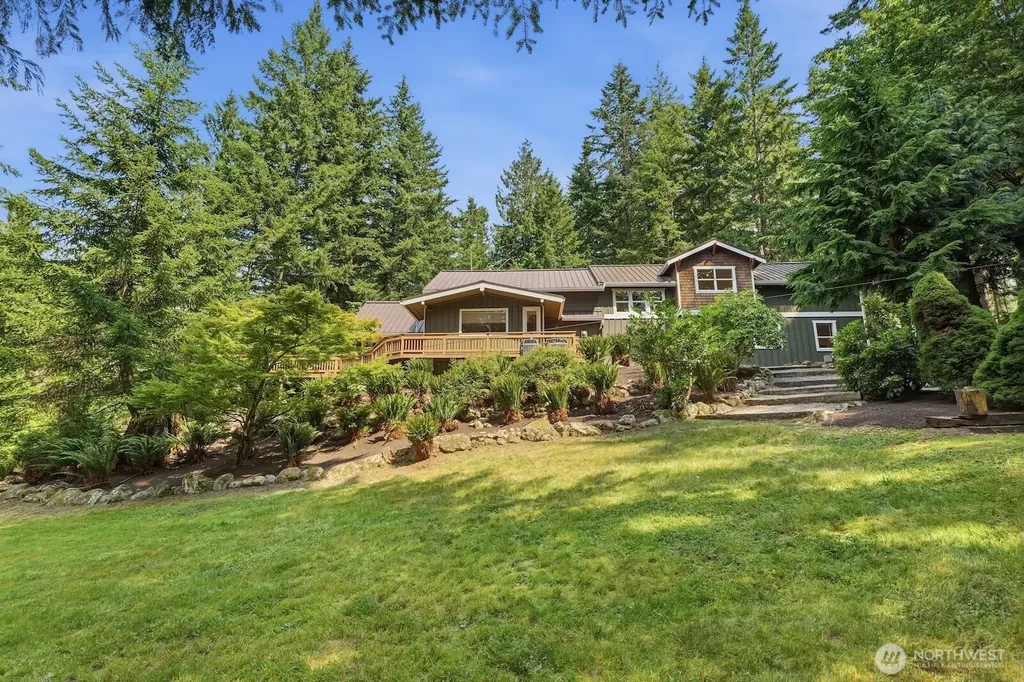 44216 SE 166th Street North Bend WA 98045