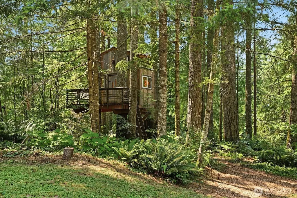 44216 SE 166th Street North Bend WA 98045