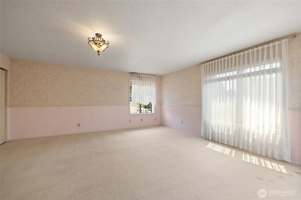 4505 72nd Street E Tacoma WA 98443