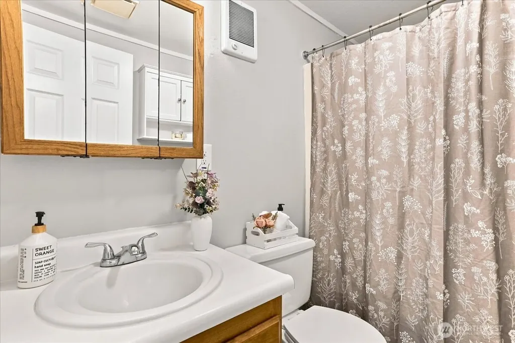 15016 NE 74th Street Vancouver WA 98682