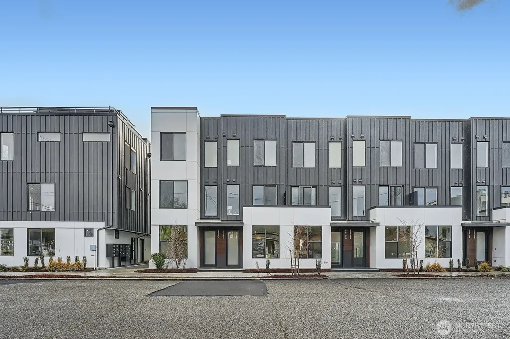 6608 Carleton Avenue S Seattle WA 98108