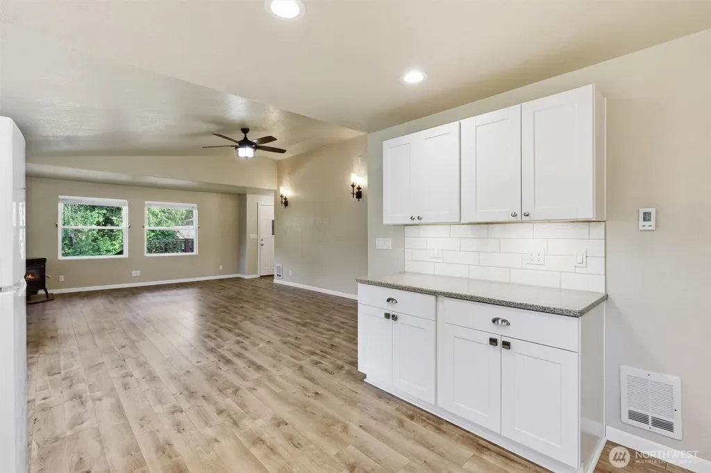 374 Echo Lane Sedro Woolley WA 98284