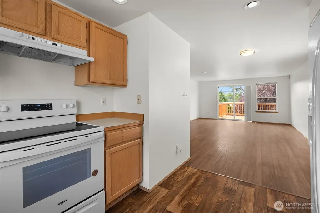 13716 21st Avenue E Tacoma WA 98445