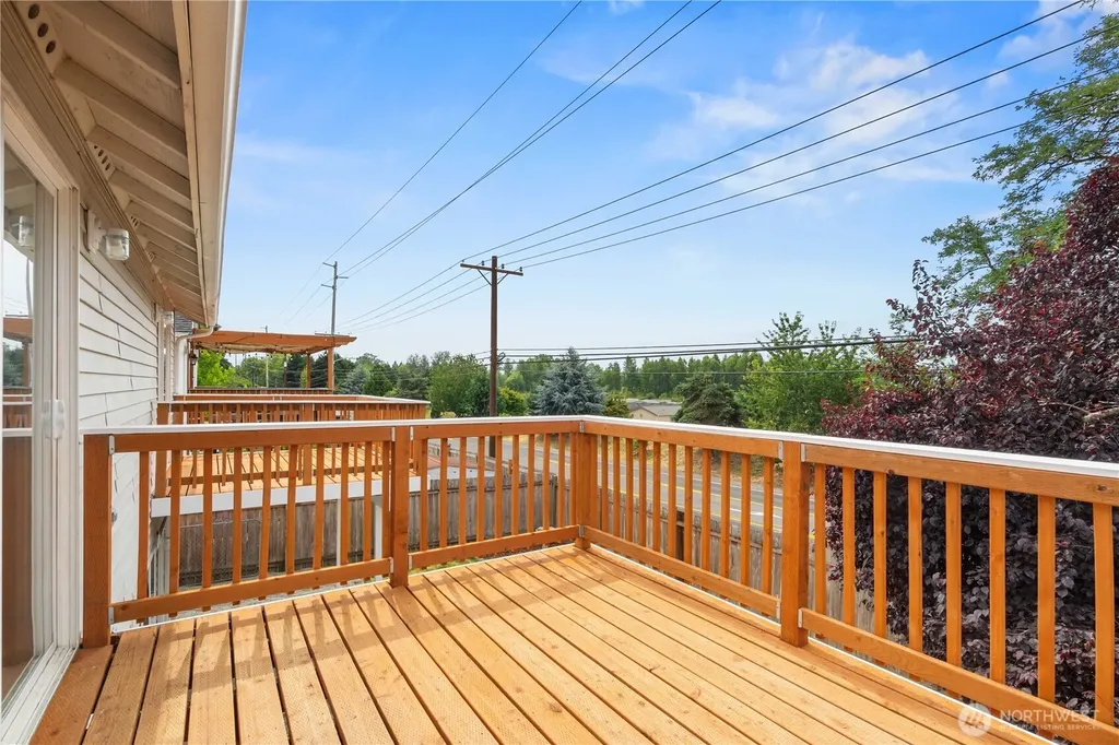 13716 21st Avenue E Tacoma WA 98445