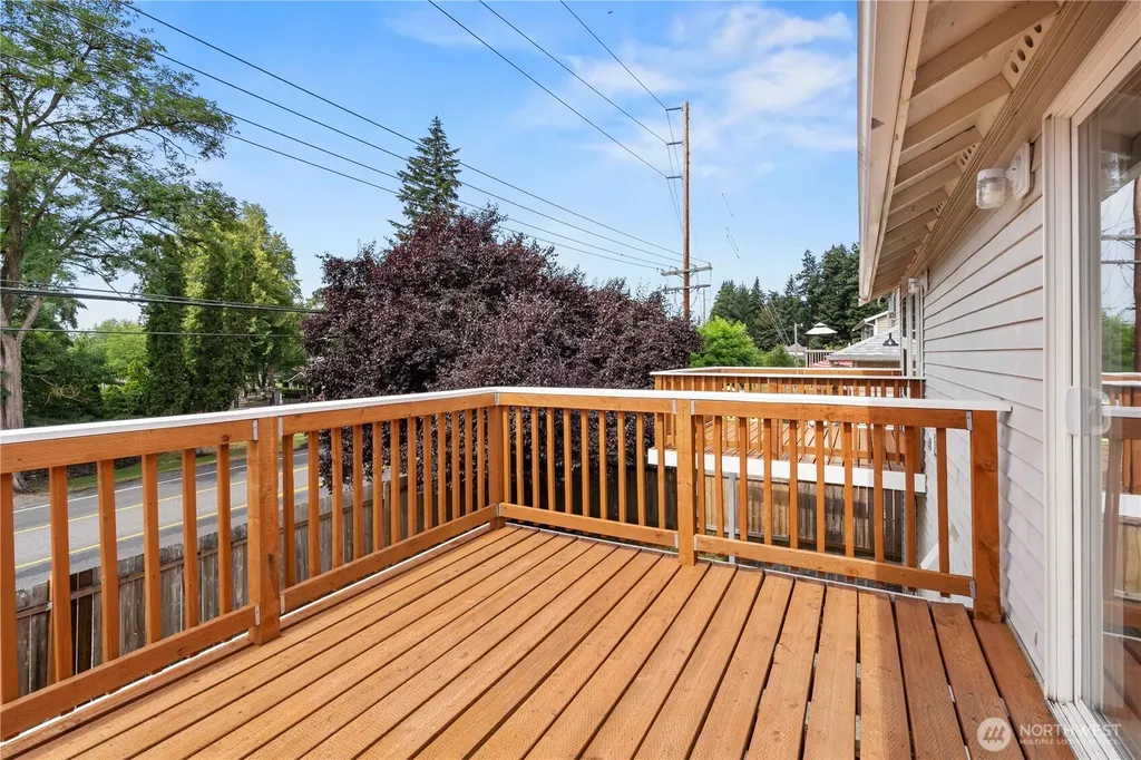 13716 21st Avenue E Tacoma WA 98445