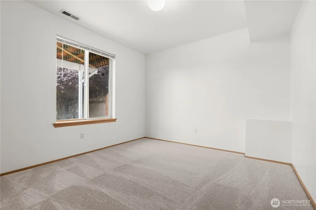 13716 21st Avenue E Tacoma WA 98445