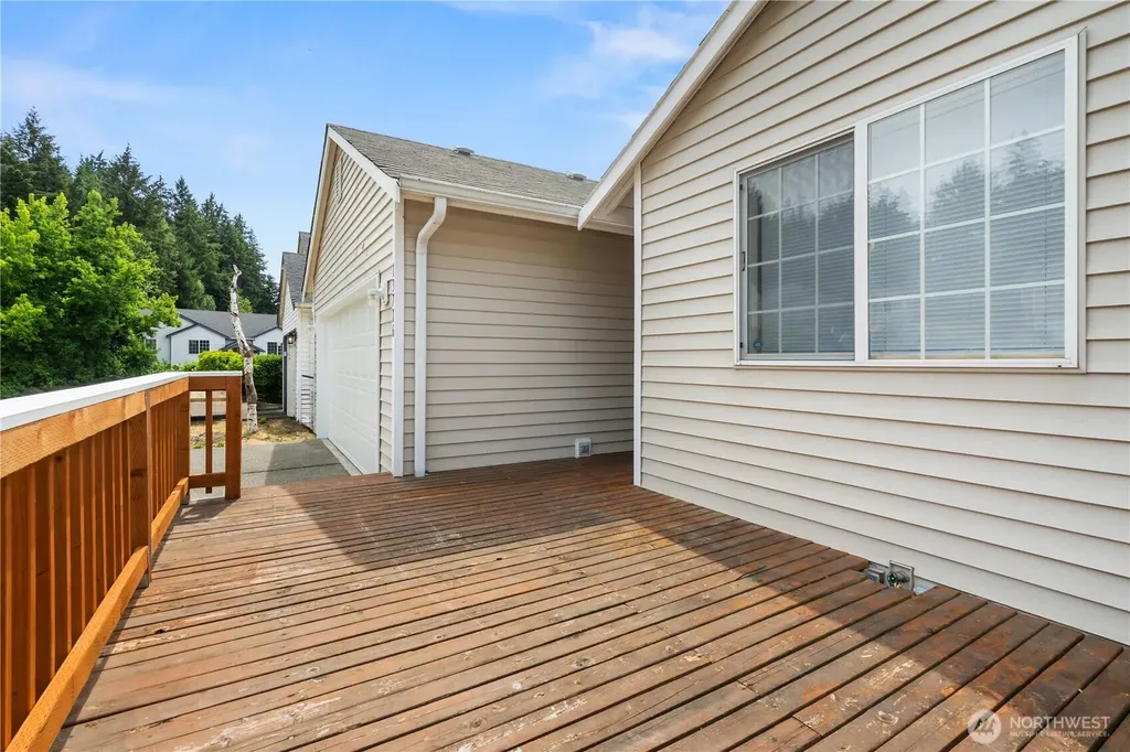 13716 21st Avenue E Tacoma WA 98445