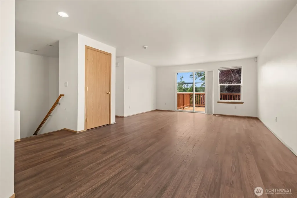 13716 21st Avenue E Tacoma WA 98445