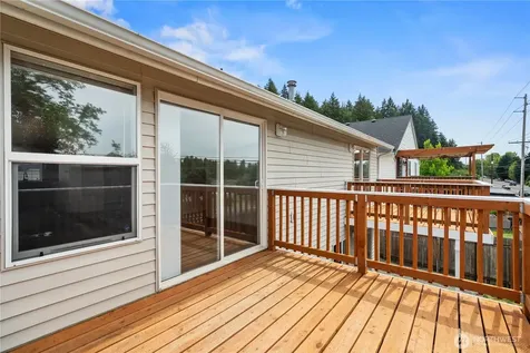 13716 21st Avenue E Tacoma WA 98445