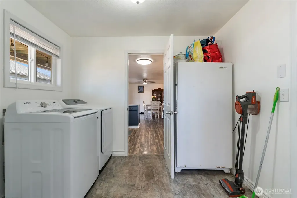 4210 Ohio Longview WA 98632
