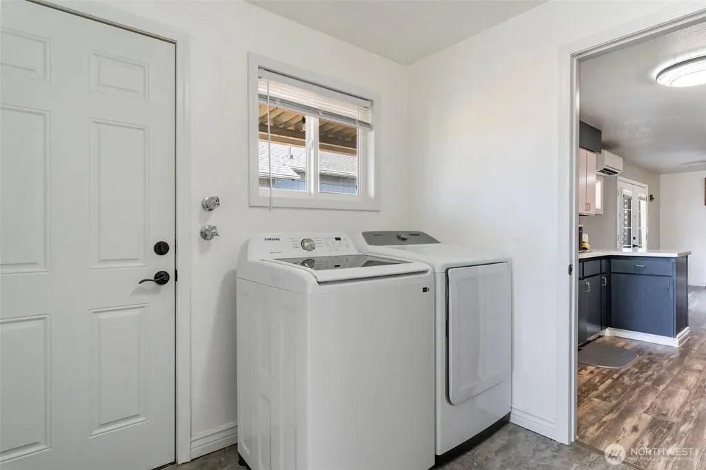 4210 Ohio Longview WA 98632