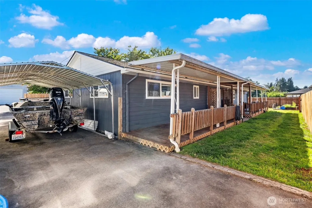 4210 Ohio Longview WA 98632