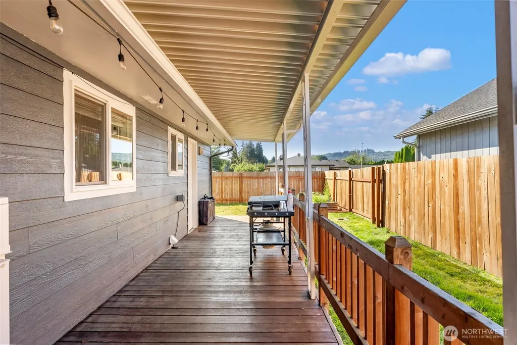 4210 Ohio Longview WA 98632