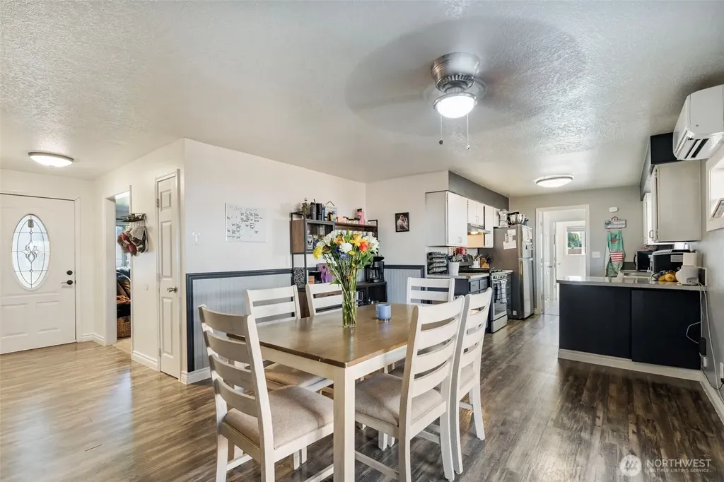 4210 Ohio Longview WA 98632