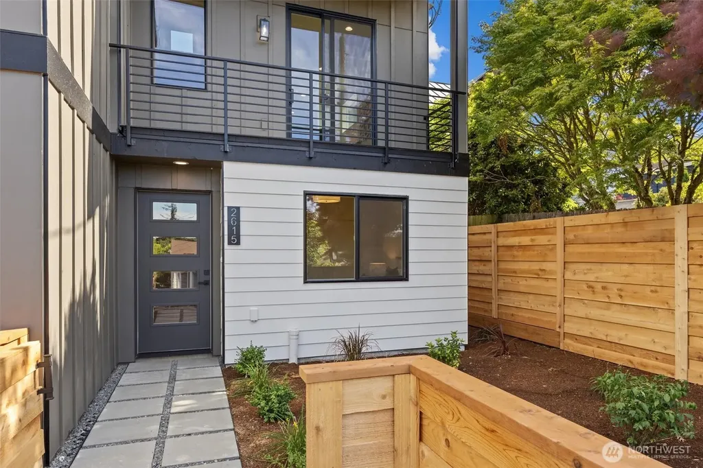 2615 NW 87th Street Seattle WA 98117
