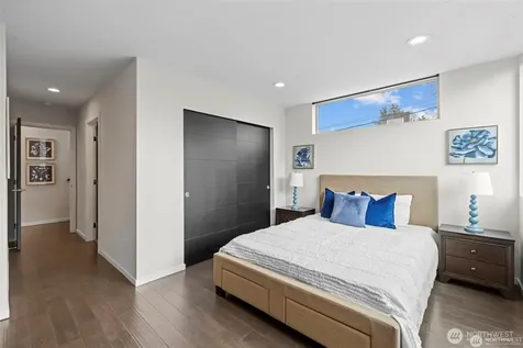 1816 14th Avenue Seattle WA 98122