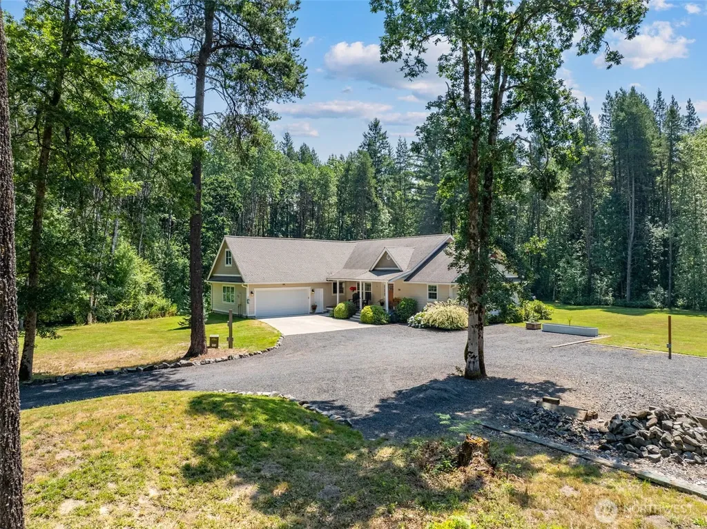 190 Gray Road Toledo WA 98591