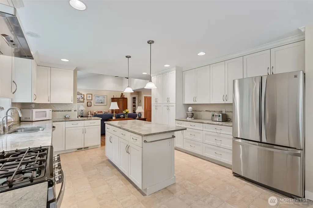190 Gray Road Toledo WA 98591