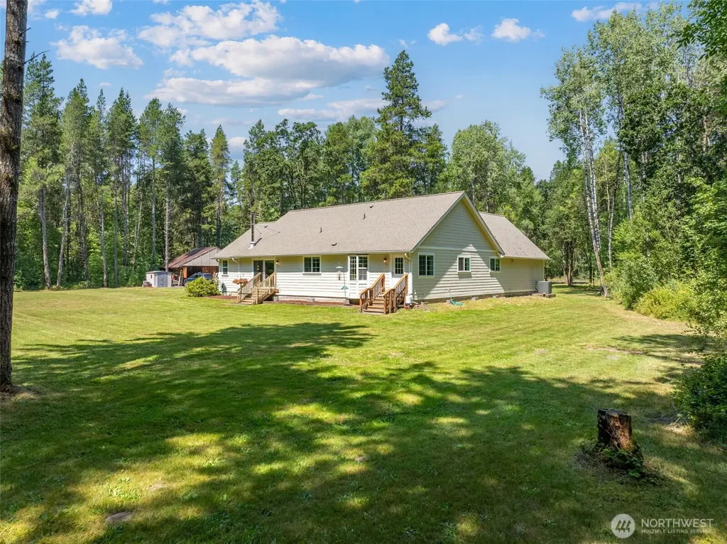 190 Gray Road Toledo WA 98591