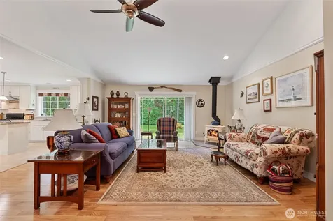 190 Gray Road Toledo WA 98591