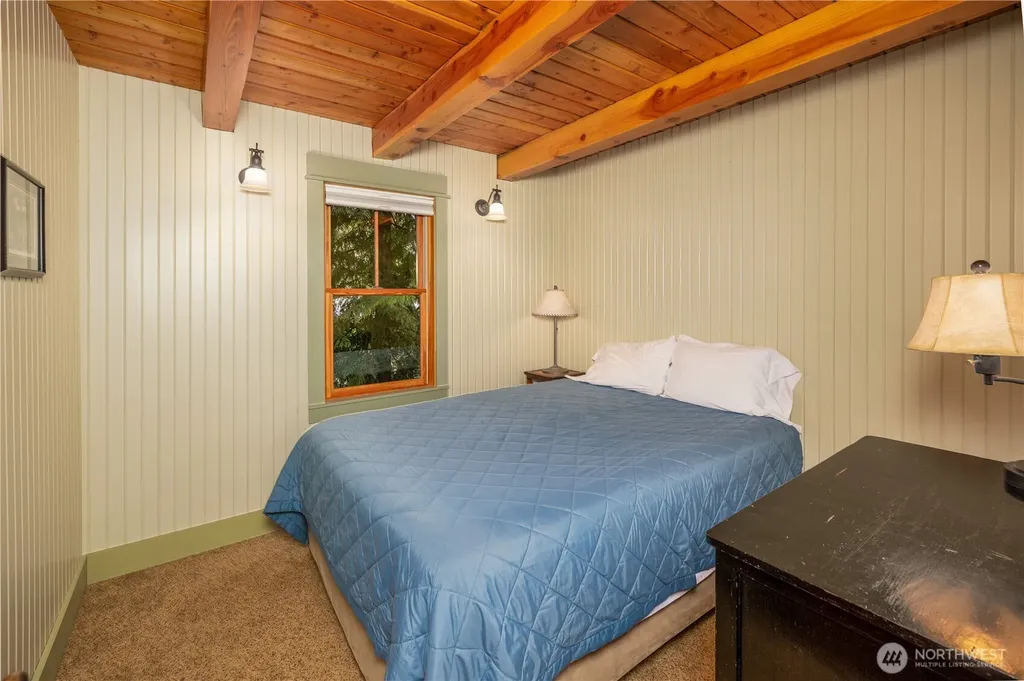 33707 South Shore Drive Mount Vernon WA 98274