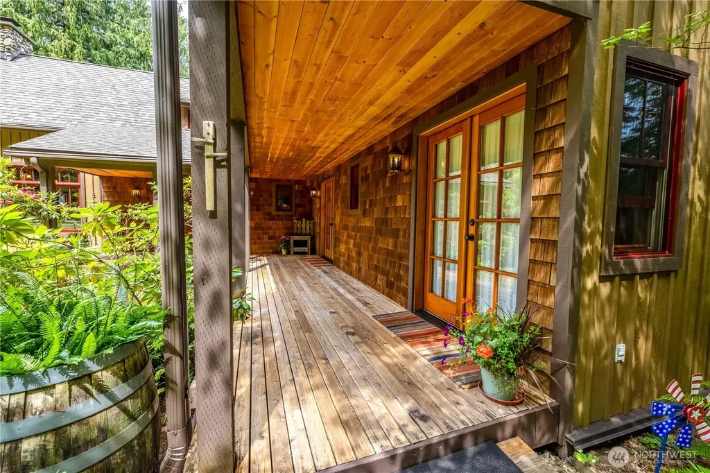 33707 South Shore Drive Mount Vernon WA 98274