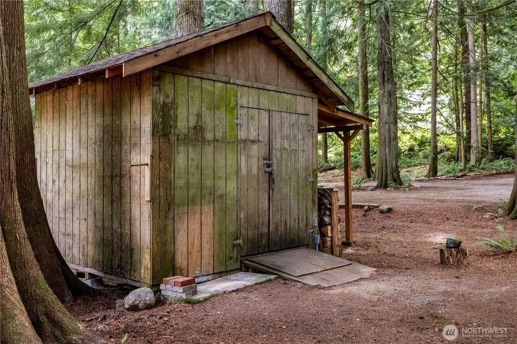 33707 South Shore Drive Mount Vernon WA 98274