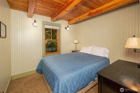 33707 South Shore Drive Mount Vernon WA 98274