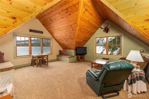 33707 South Shore Drive Mount Vernon WA 98274