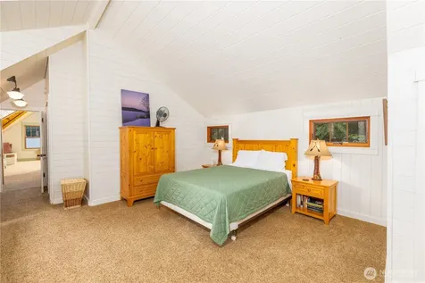 33707 South Shore Drive Mount Vernon WA 98274