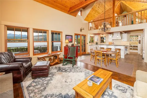 33707 South Shore Drive Mount Vernon WA 98274