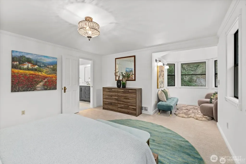 19524 230th Avenue NE Woodinville WA 98077