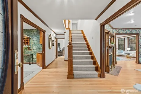 19524 230th Avenue NE Woodinville WA 98077