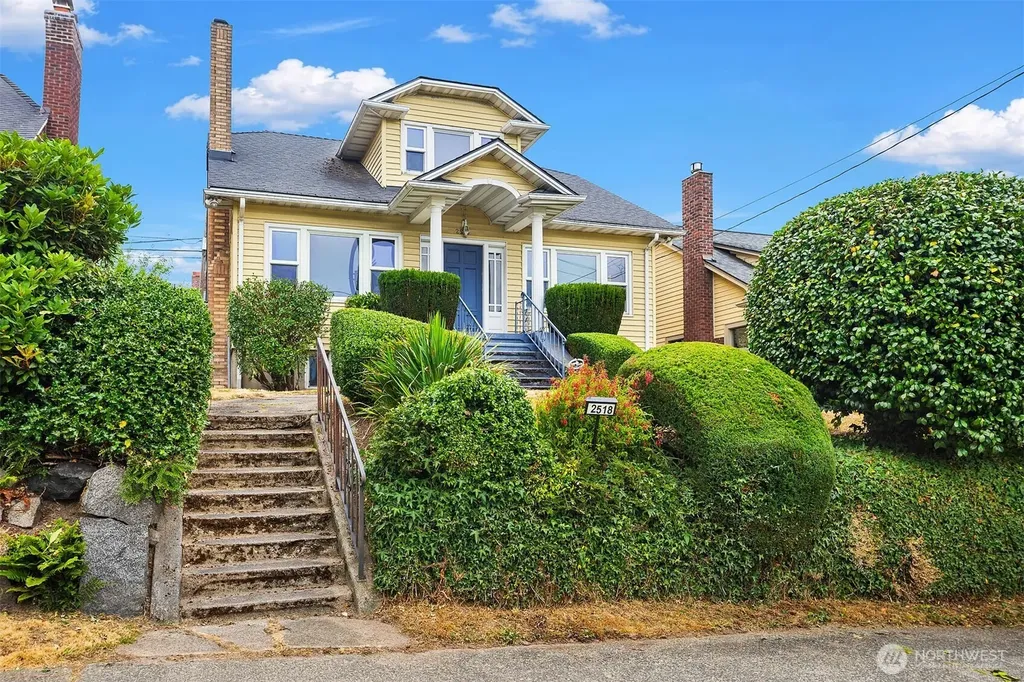 2518 30th Avenue S Seattle WA 98144