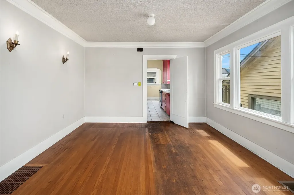 2518 30th Avenue S Seattle WA 98144