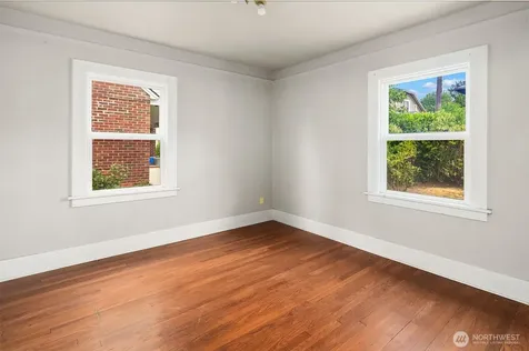 2518 30th Avenue S Seattle WA 98144