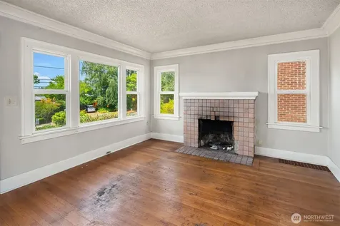 2518 30th Avenue S Seattle WA 98144