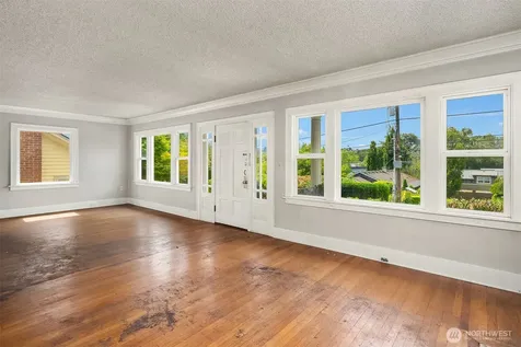 2518 30th Avenue S Seattle WA 98144