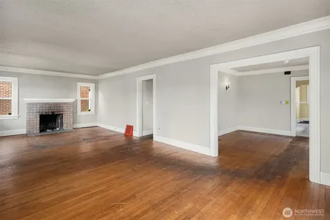 2518 30th Avenue S Seattle WA 98144