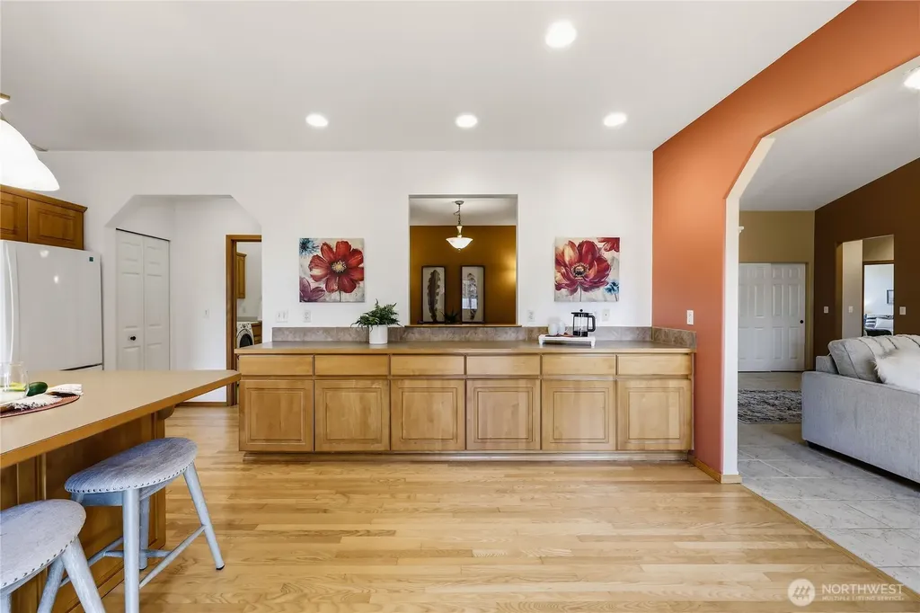 1381 NE Amber Court Poulsbo WA 98370