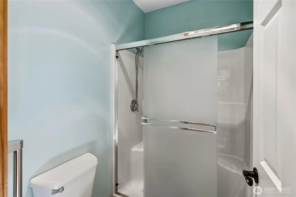 1381 NE Amber Court Poulsbo WA 98370
