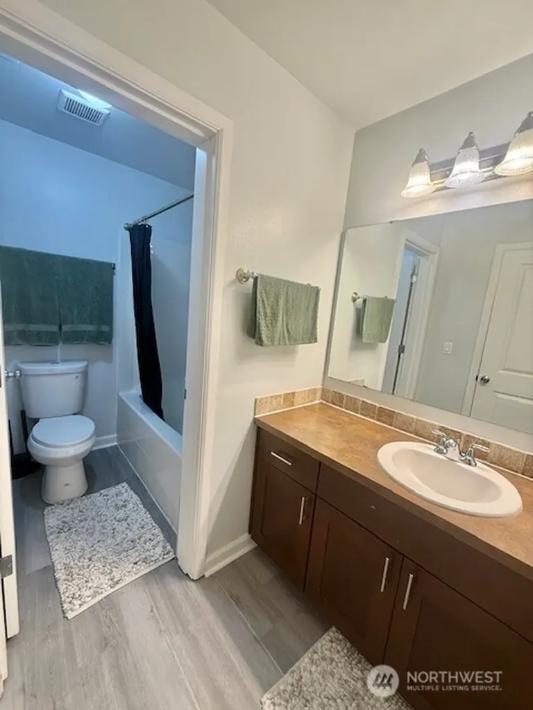 14453 100th Avenue SE Yelm WA 98597