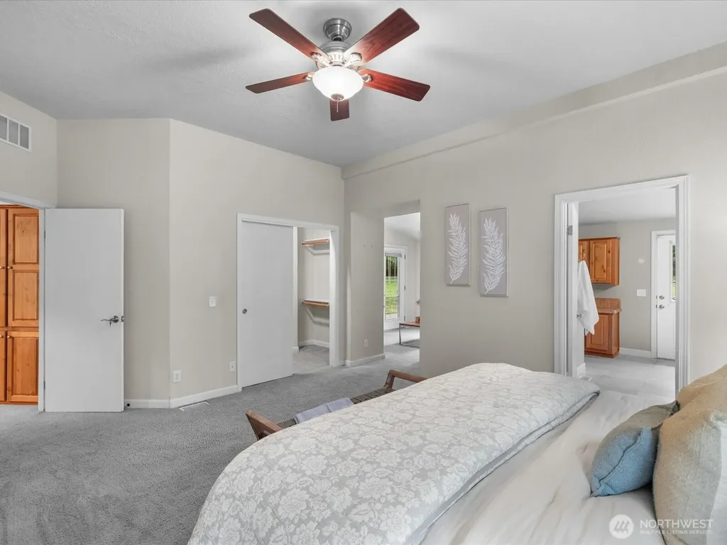 23322 N Lake Cochran Road Monroe WA 98272