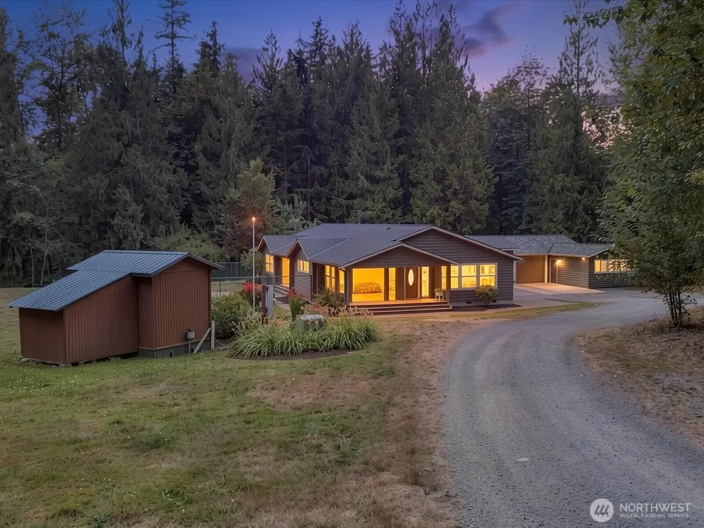 23322 N Lake Cochran Road Monroe WA 98272
