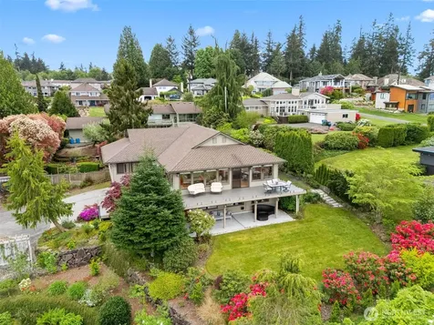 5128 Seaview Way Everett WA 98203