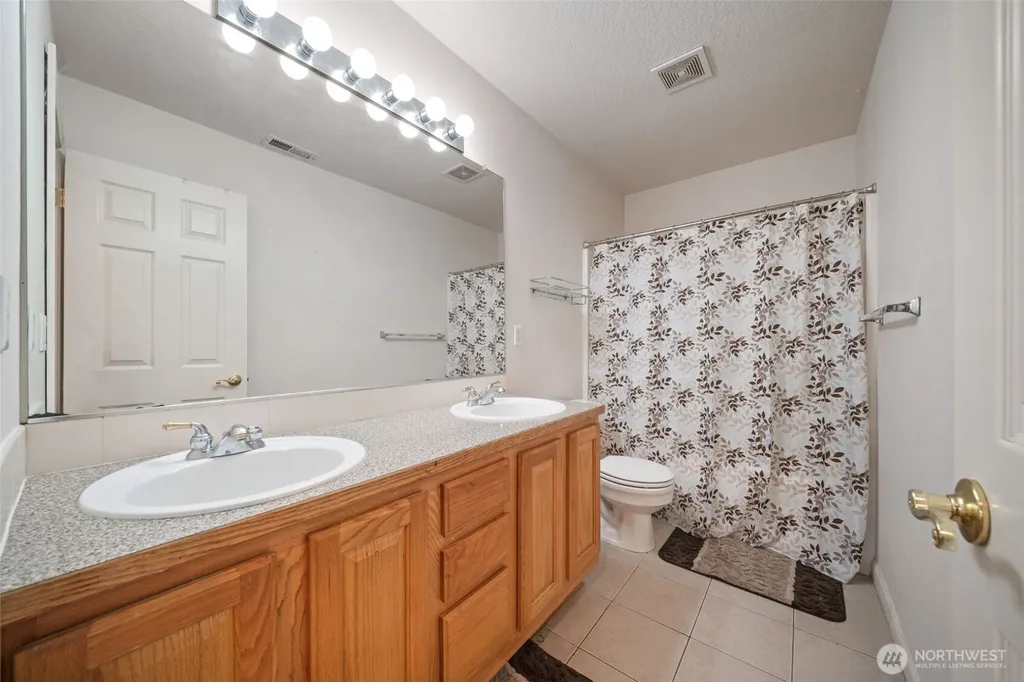 18825 SE 22nd Circle Vancouver WA 98683