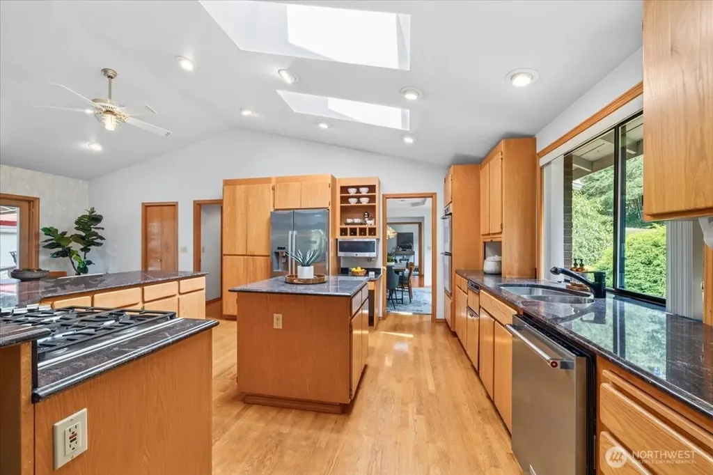 23826 SE 225th Street Maple Valley WA 98038