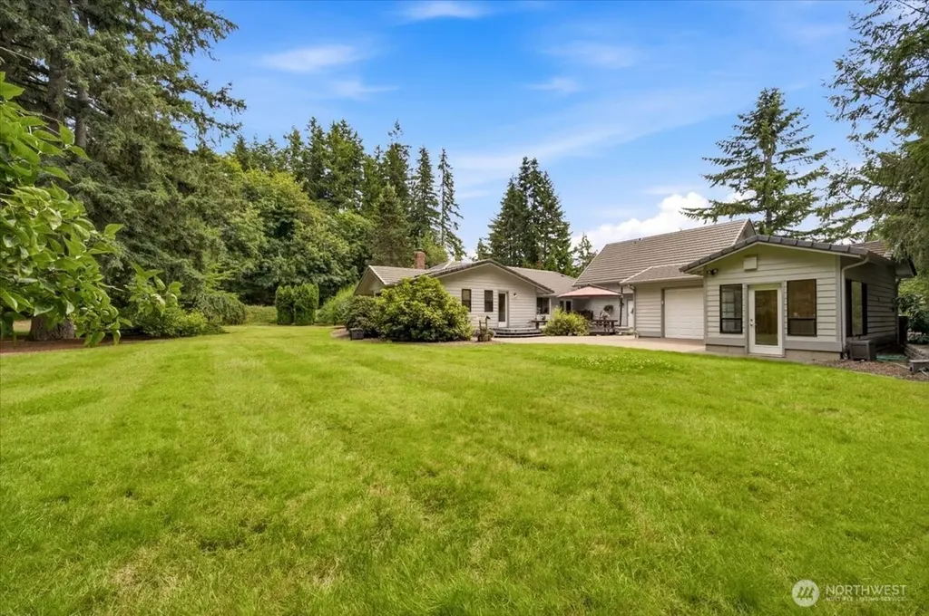 23826 SE 225th Street Maple Valley WA 98038