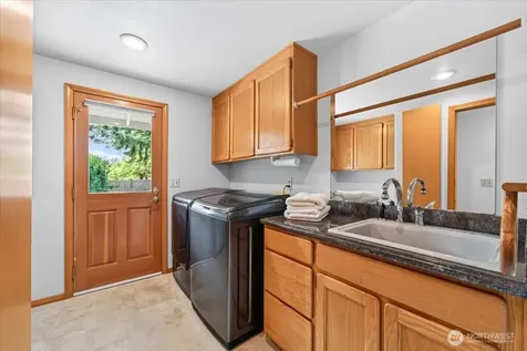 23826 SE 225th Street Maple Valley WA 98038
